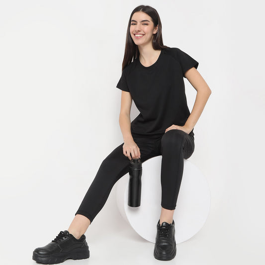 High-Performance Solid Active Tee – Breathable, Lightweight, and Ideal for Workouts and beyond