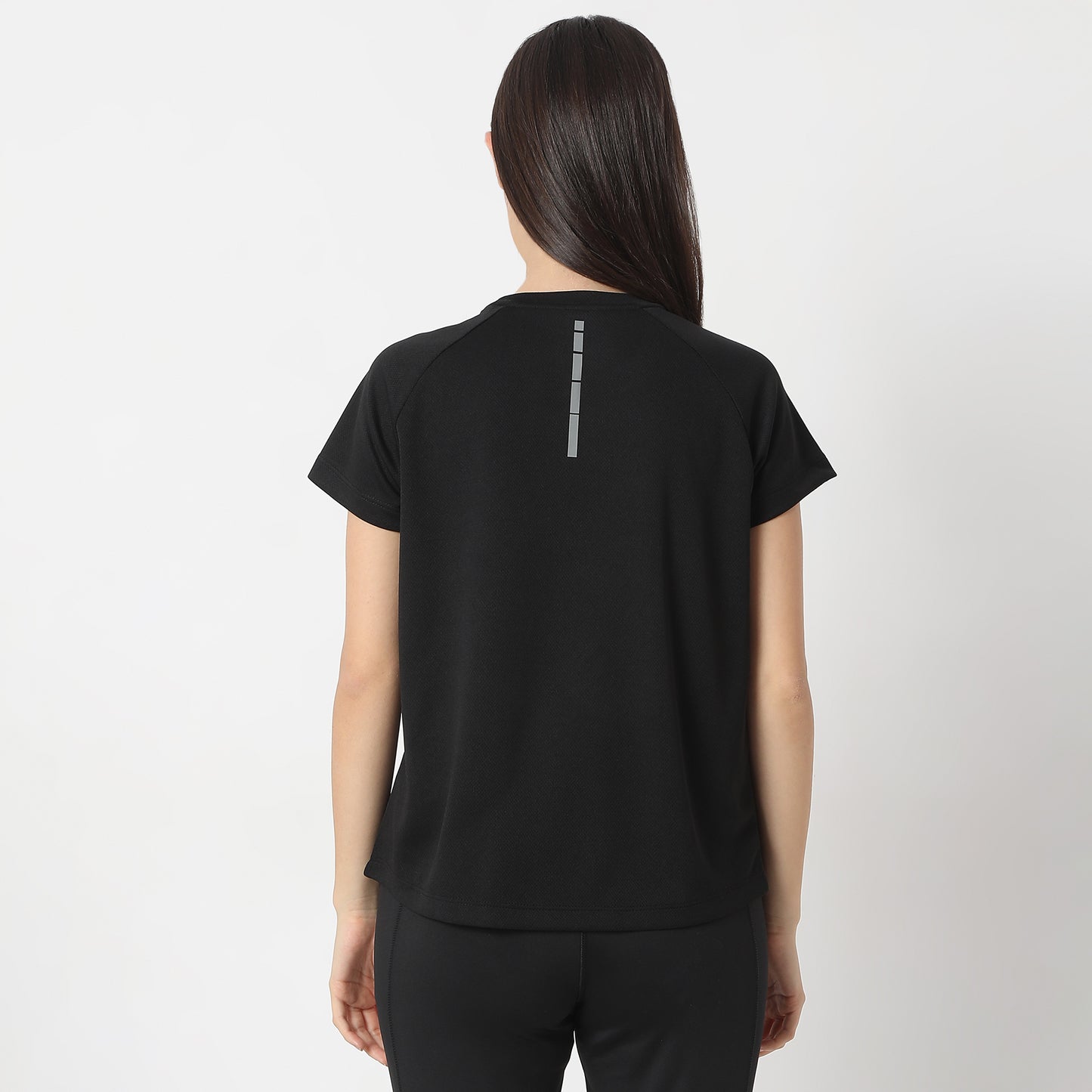 High-Performance Solid Active Tee – Breathable, Lightweight, and Ideal for Workouts and beyond