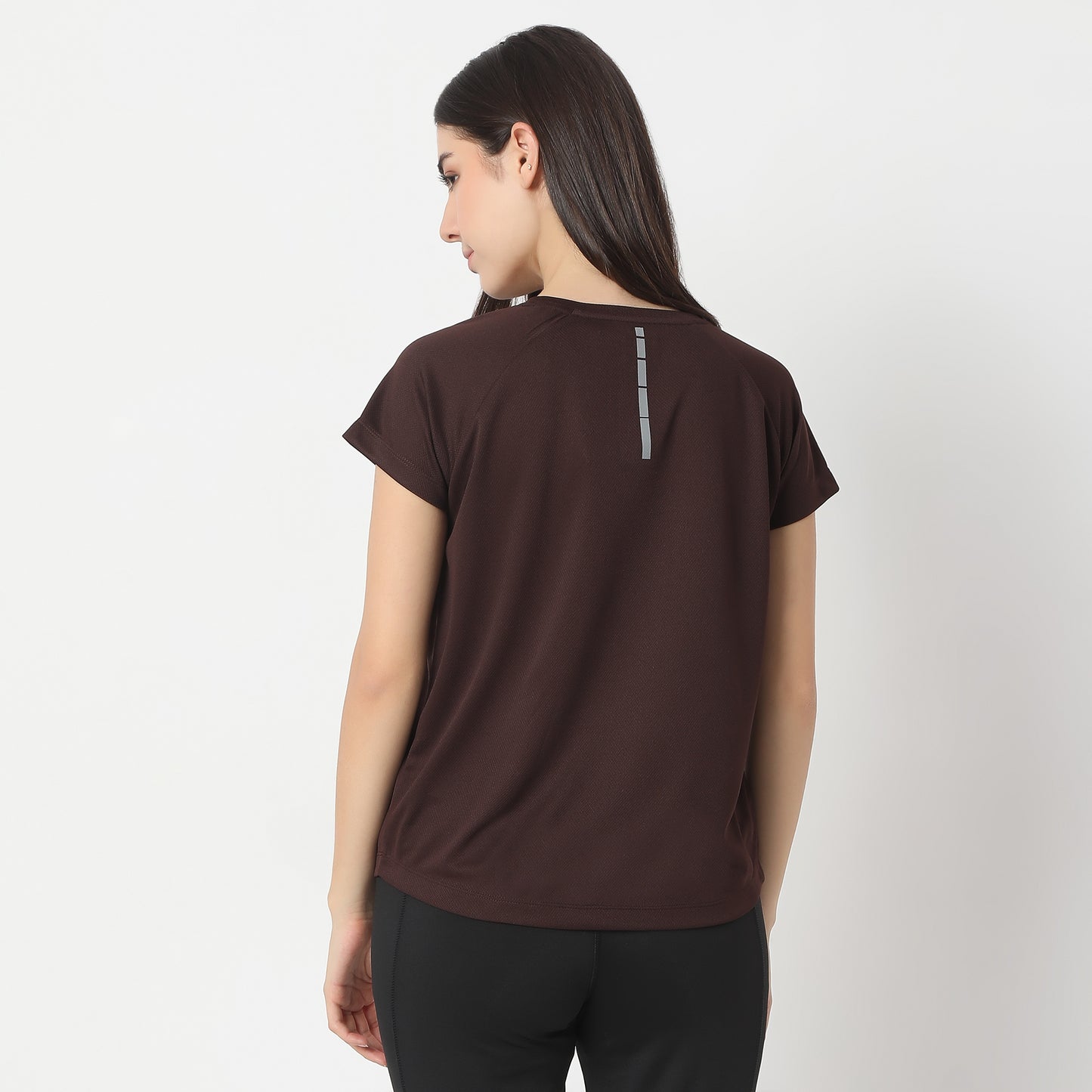 High-Performance Solid Active Tee – Breathable, Lightweight, and Ideal for Workouts and beyond